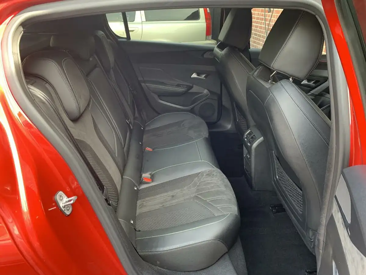 2022-peugeot-308-16-puretech-gt-premium-225bhp-big-12