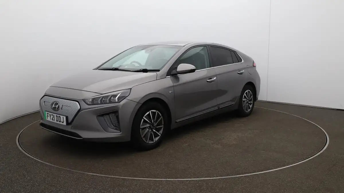 2021-hyundai-ioniq-e-premium-se-electric-100kw-big-69
