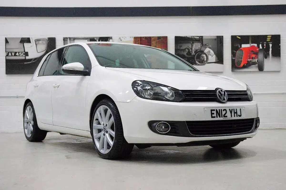 2012-volkswagen-golf-20td-gt-hatchback-5d-dsg-big-0