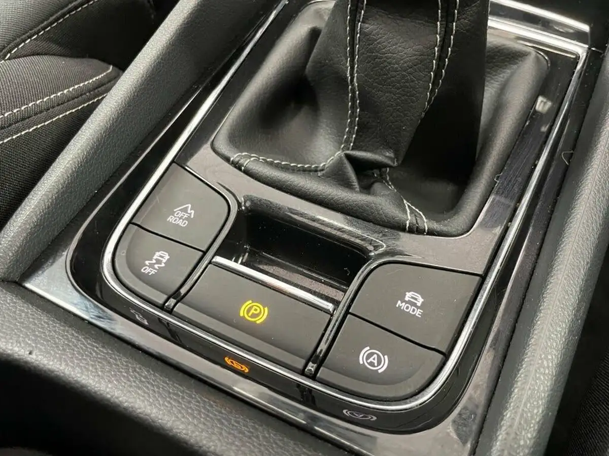 2019-skoda-karoq-20tdi-sportline-150ps-4x4-big-45