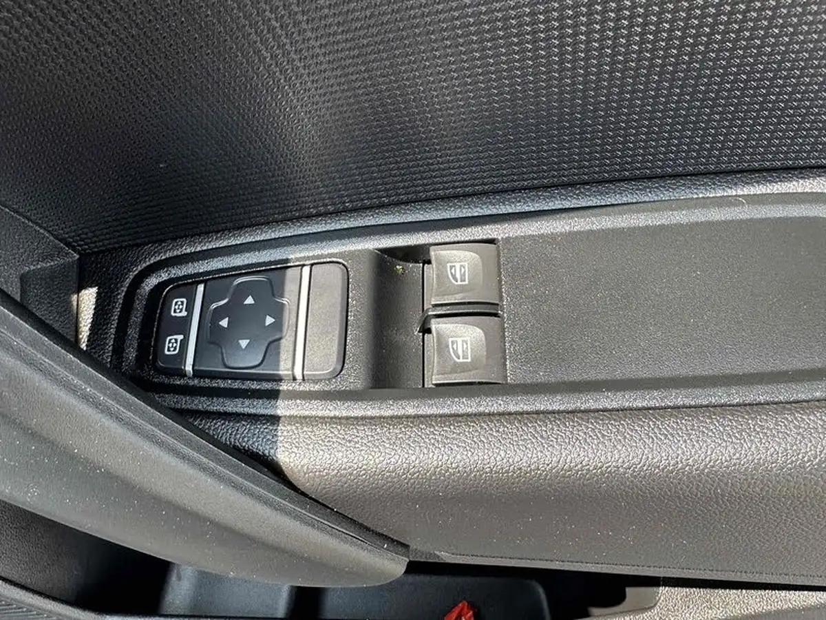 2023-renault-kangoo-e-ll21-e-tech-start-rc-crewcab-big-21
