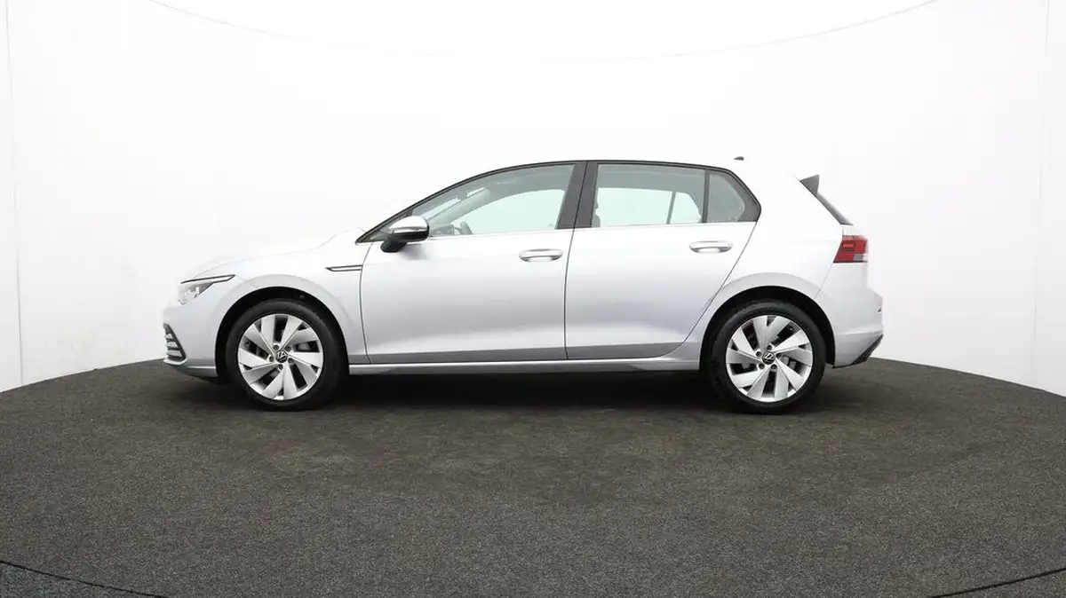 2021-volkswagen-golf-15-tsi-style-130ps-hatchback-big-70