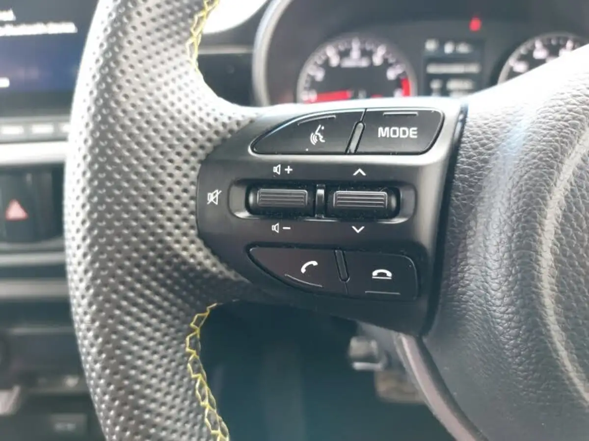 2024-kia-picanto-10-x-line-s-big-17
