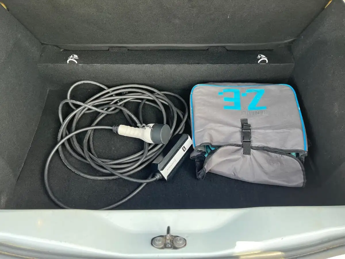 2013-renault-zoe-e-dynamique-intens-big-6