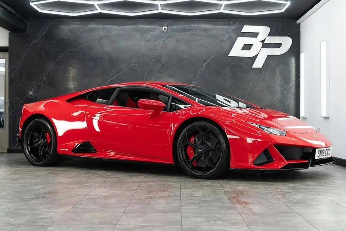 2019-lamborghini-huracan-52-evo-coupe-big-0