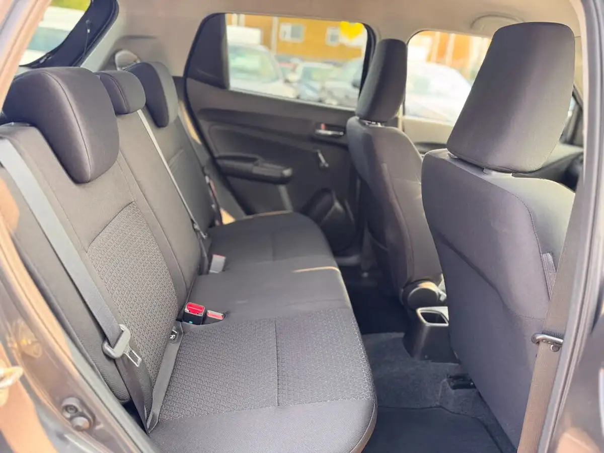 2022-suzuki-swift-12-dualjet-sz-l-big-8