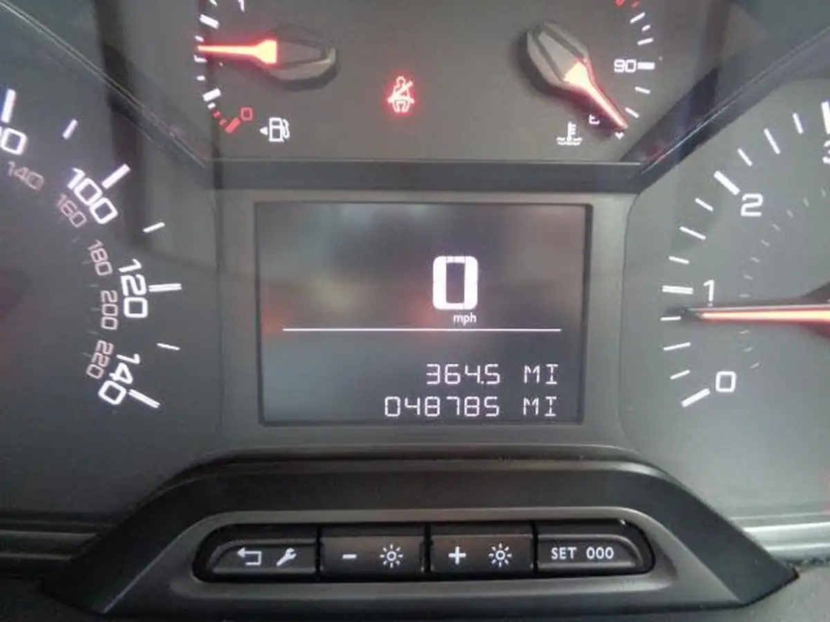 2021-peugeot-partner-15-bluehdi-1000-professional-100ps-eu6dt-panel-big-19