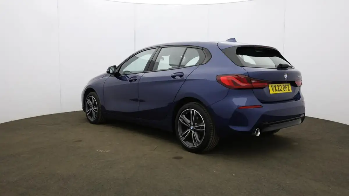 2022-bmw-1-series-15td-116d-sport-dct-big-55