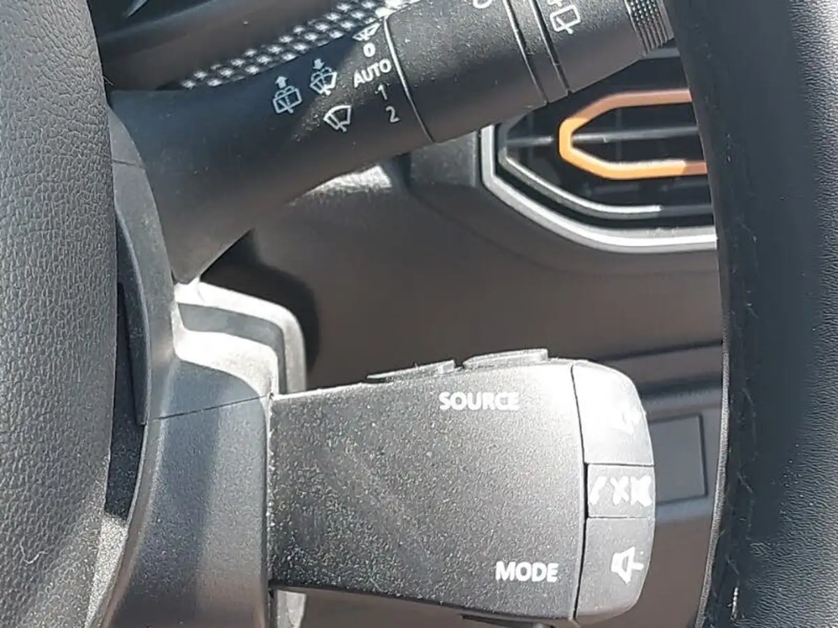 2023-dacia-sandero-stepway-10-tce-journey-90bhp-big-18