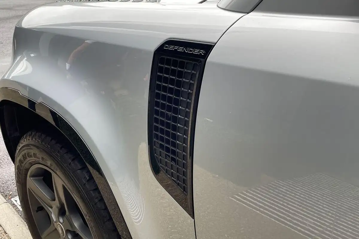 2022-land-rover-110-defender-30-d250-x-dynamic-se-big-26