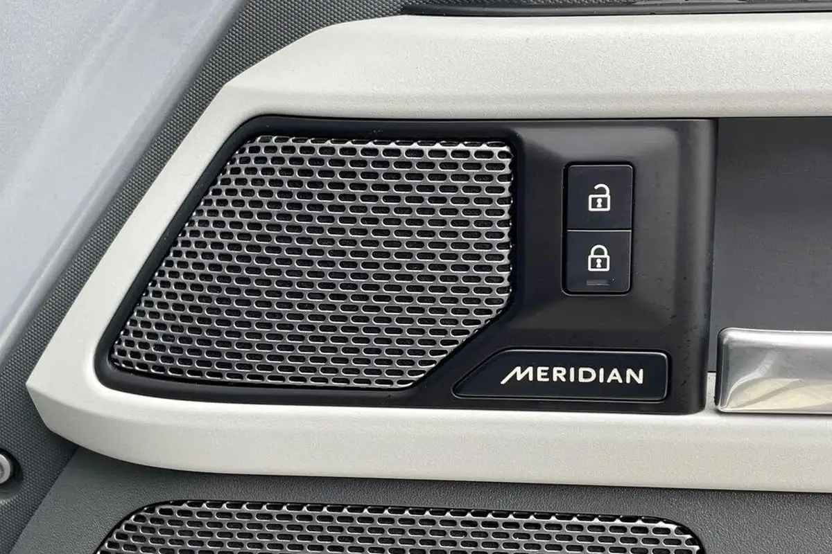 2022-land-rover-110-defender-30-d250-x-dynamic-se-big-50