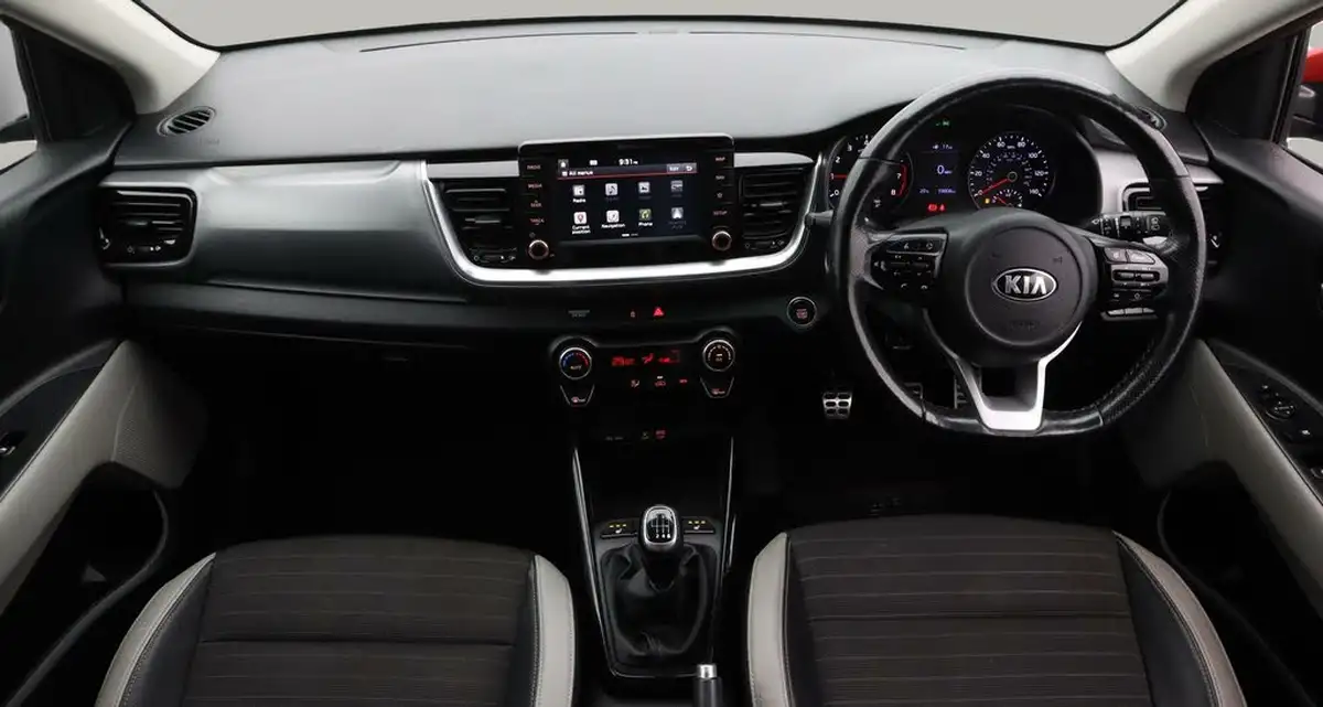 2018-kia-stonic-10-t-gdi-first-edition-big-13