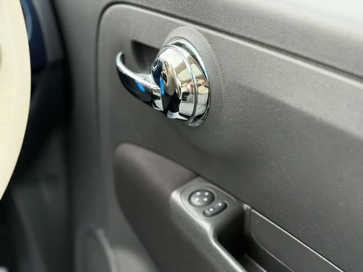 2016-fiat-500-12-lounge-big-43