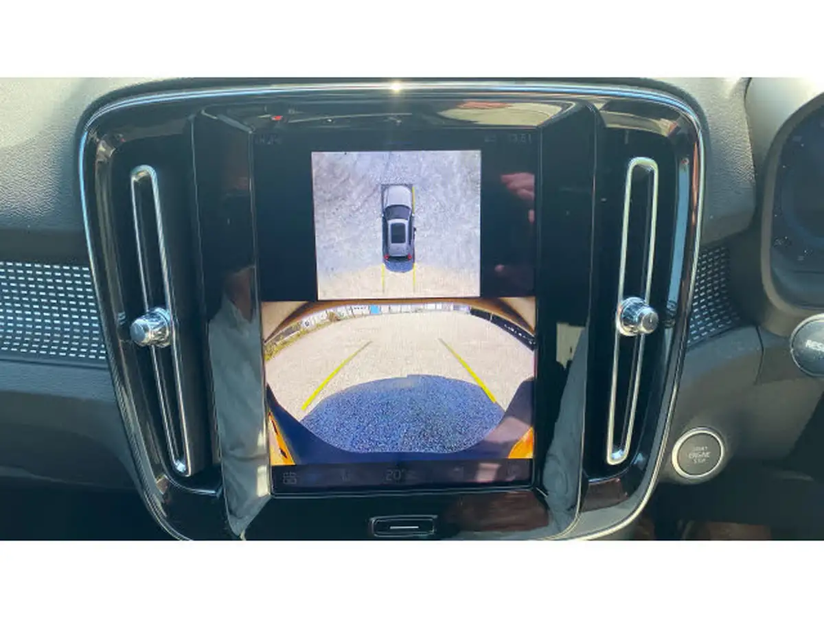 2024-volvo-xc40-20-b3-plus-big-31