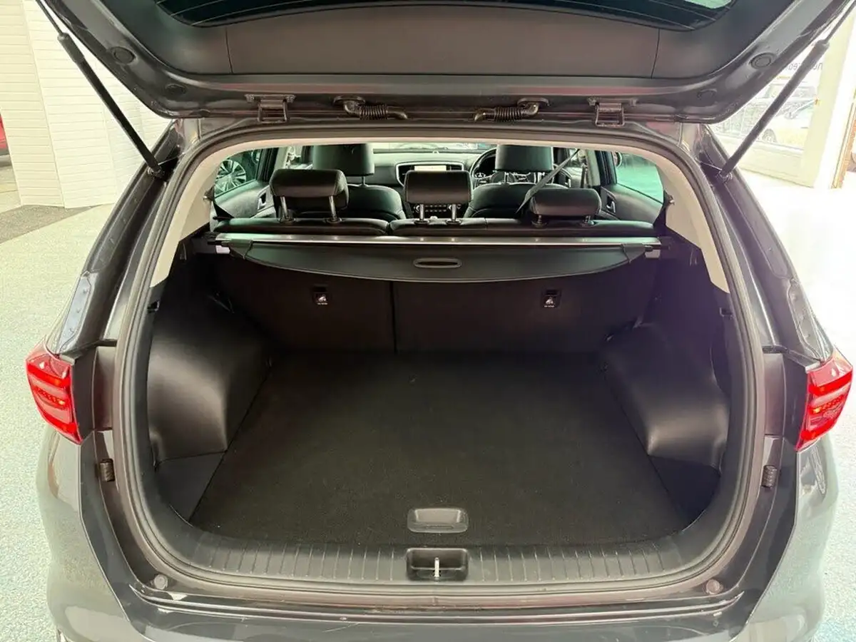 2021-kia-sportage-16crdi-3-48v-big-12