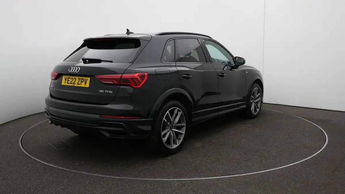 2022-audi-q3-15-35-tfsi-black-edition-codcomfort-sound-pack-sportback-big-53