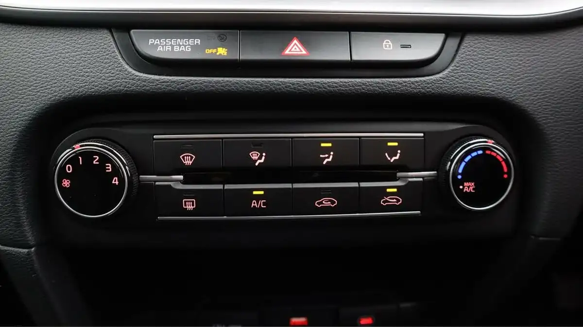 2023-kia-ceed-15-t-gdi-2-158bhp-sportswagon-big-12