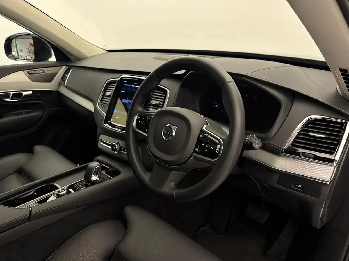 2024-volvo-xc90-20-b5-r-design-big-30