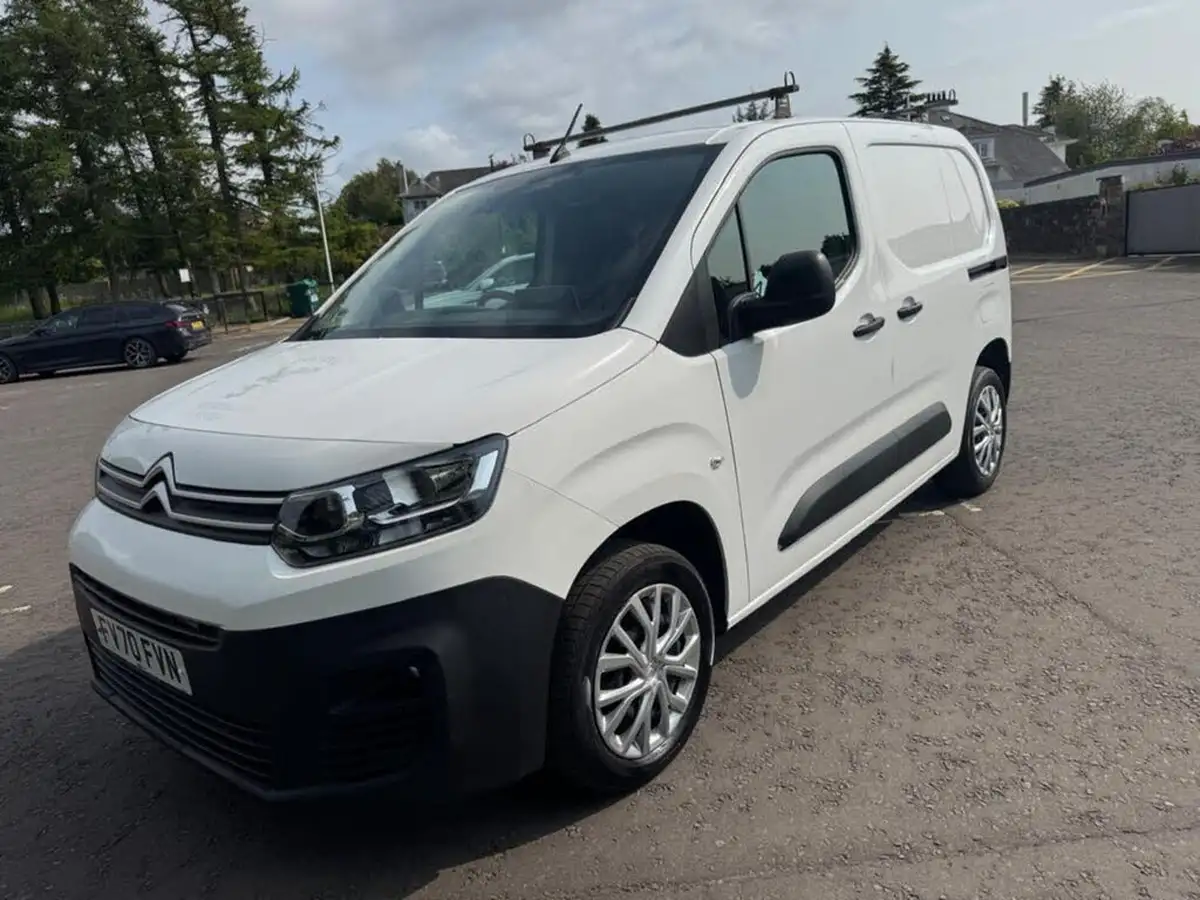 2020-citroen-berlingo-12-puretech-1000-enterprise-big-2
