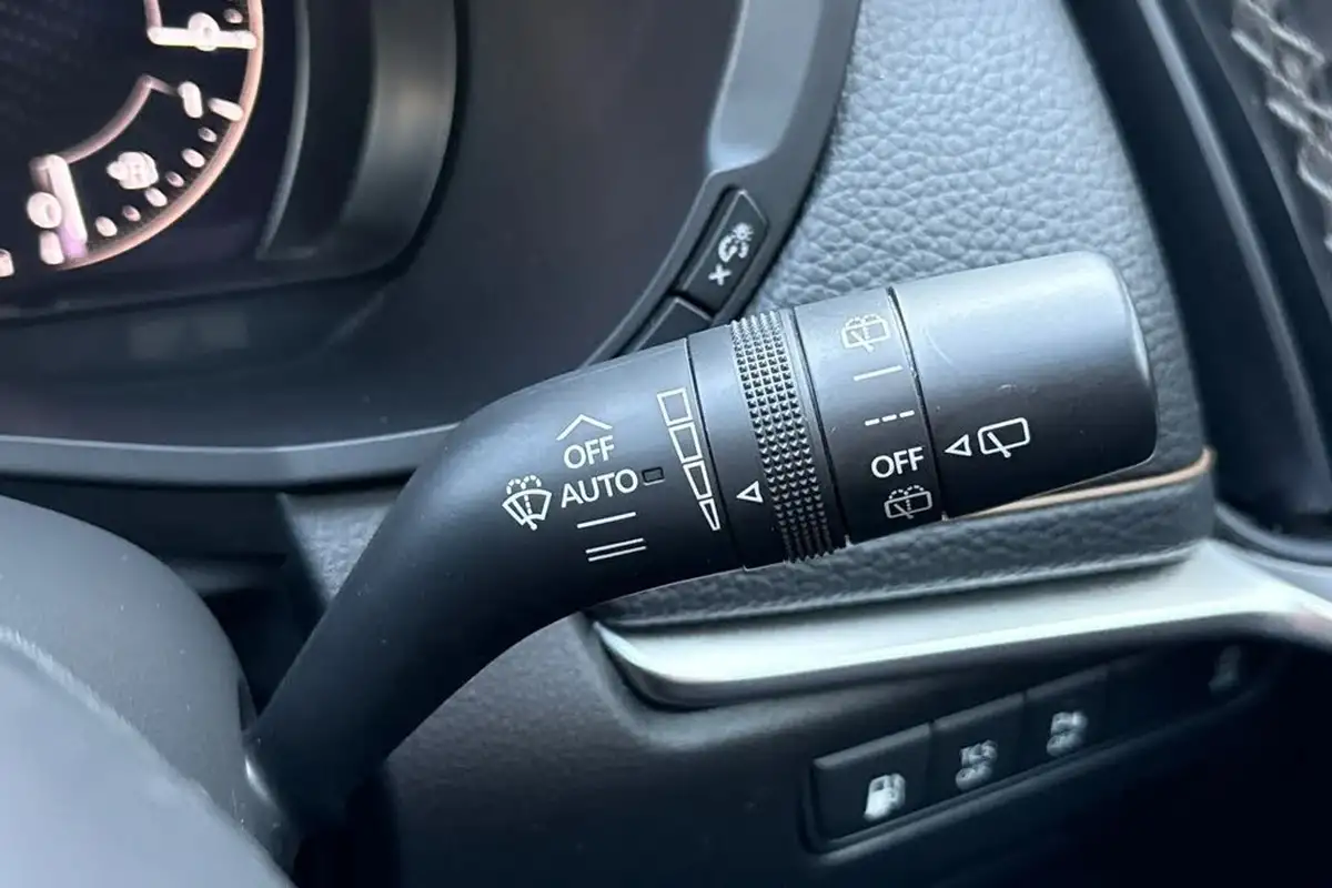 2023-mazda-cx-60-25-e-skyactiv-exclusive-line-big-32