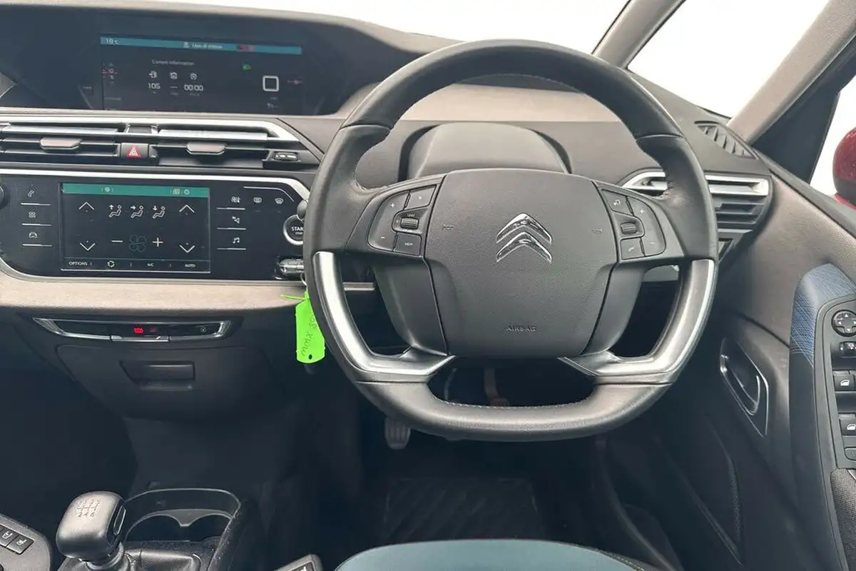 2019-citroen-grand-c4-spacetourer-12-puretech-feel-big-11