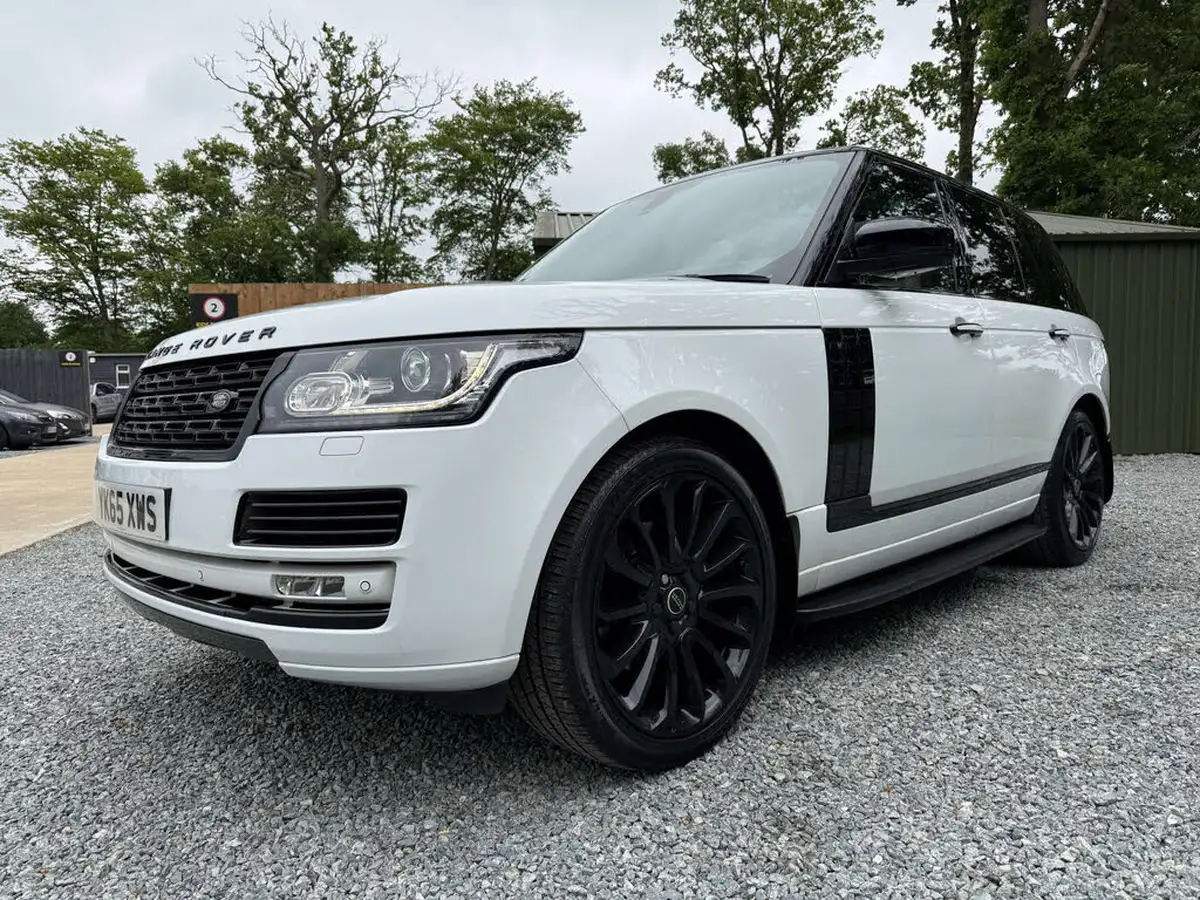 2015-land-rover-range-rover-30tdv6-vogue-big-11