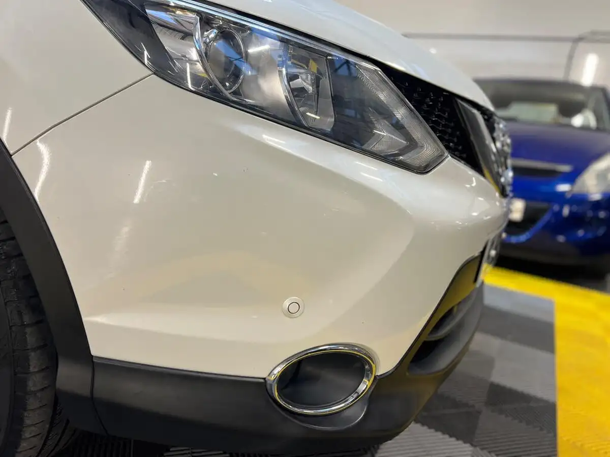 2015-nissan-qashqai-12-acenta-dig-t115ps-smart-vision-pack-big-8