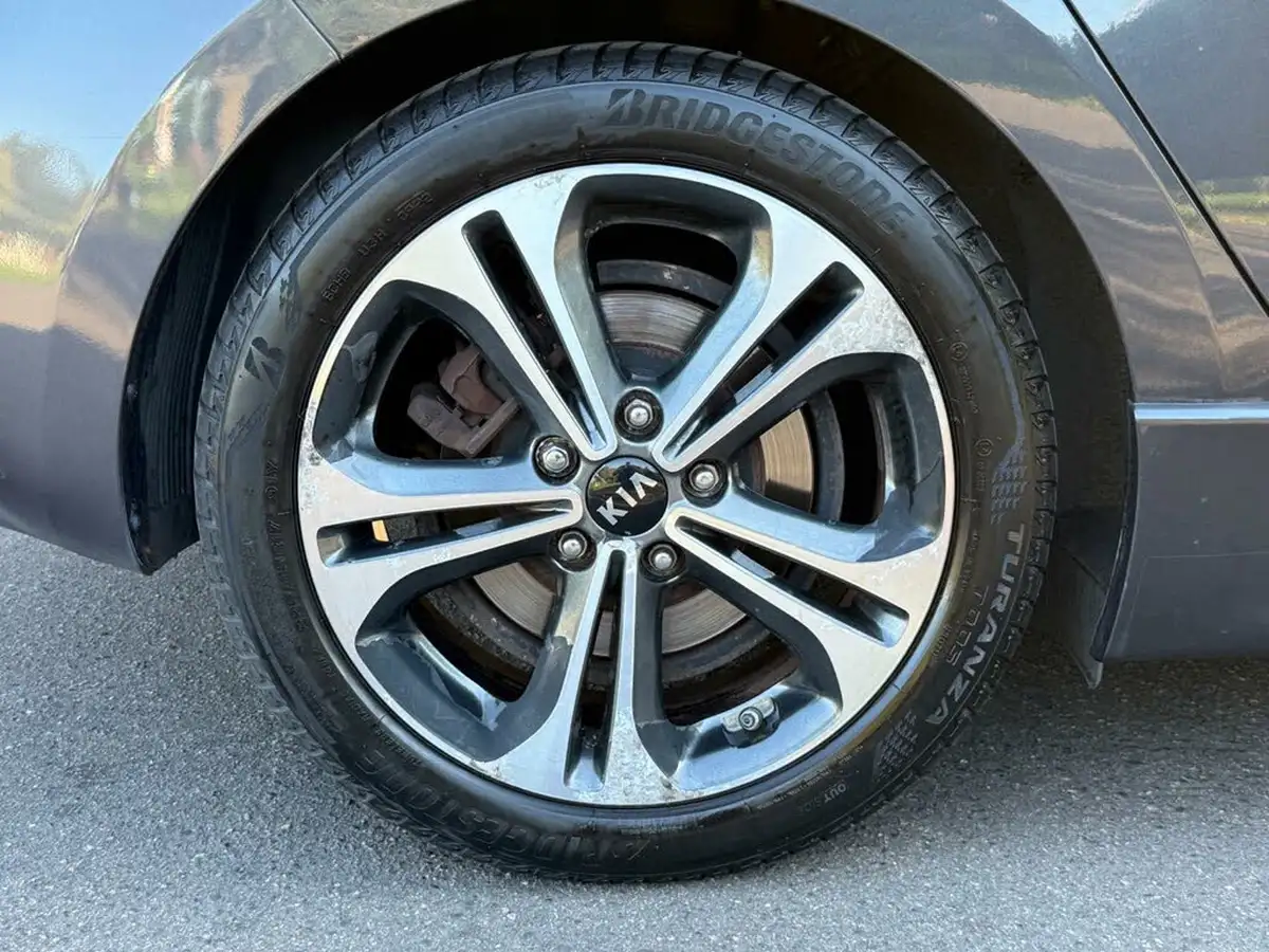 2017-kia-ceed-16crdi-gt-line-s-hatchback-dct-big-39