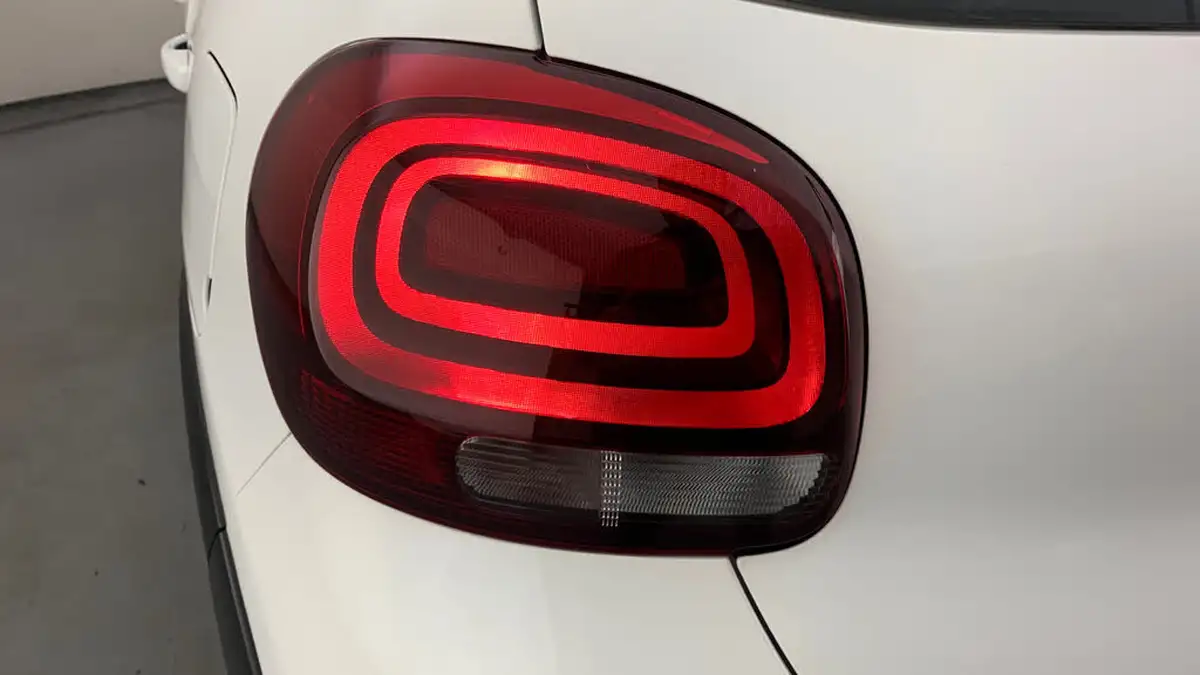 2022-citroen-c3-12-puretech-sense-big-36