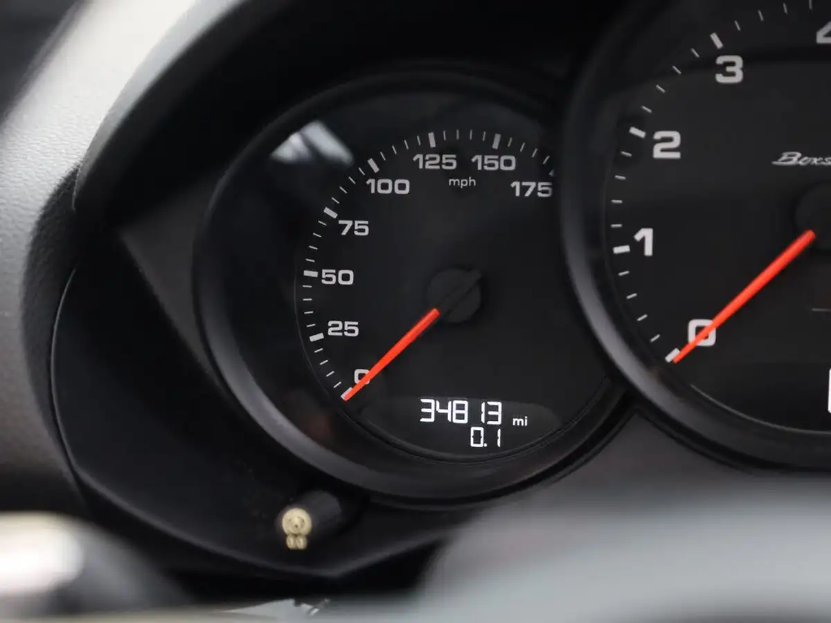 2020-porsche-boxster-718-20-boxster-t-pdk-big-17
