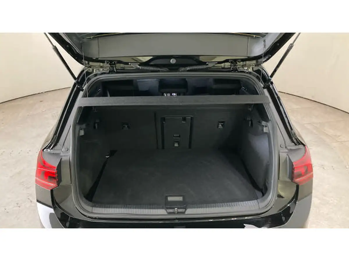 2024-volkswagen-golf-20tdi-r-line-hatchback-dsg-big-19