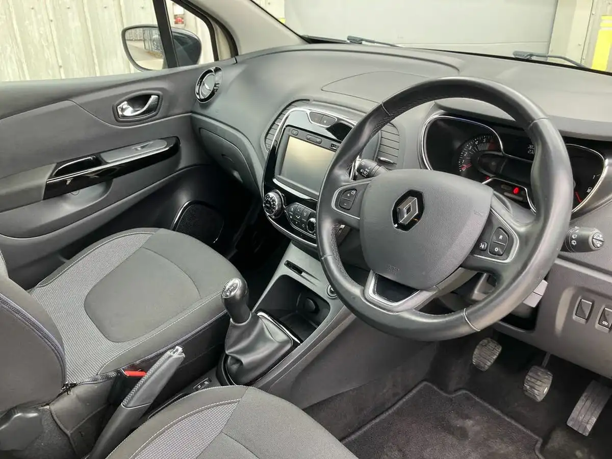 2016-renault-captur-09-dynamique-nav-big-41