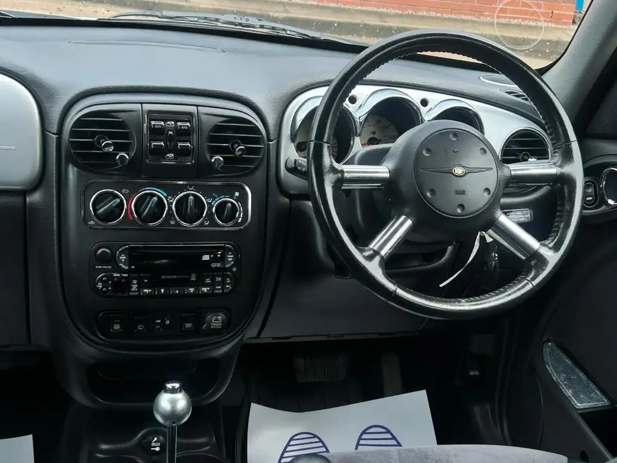 2004-chrysler-pt-cruiser-20-limited-auto-big-26