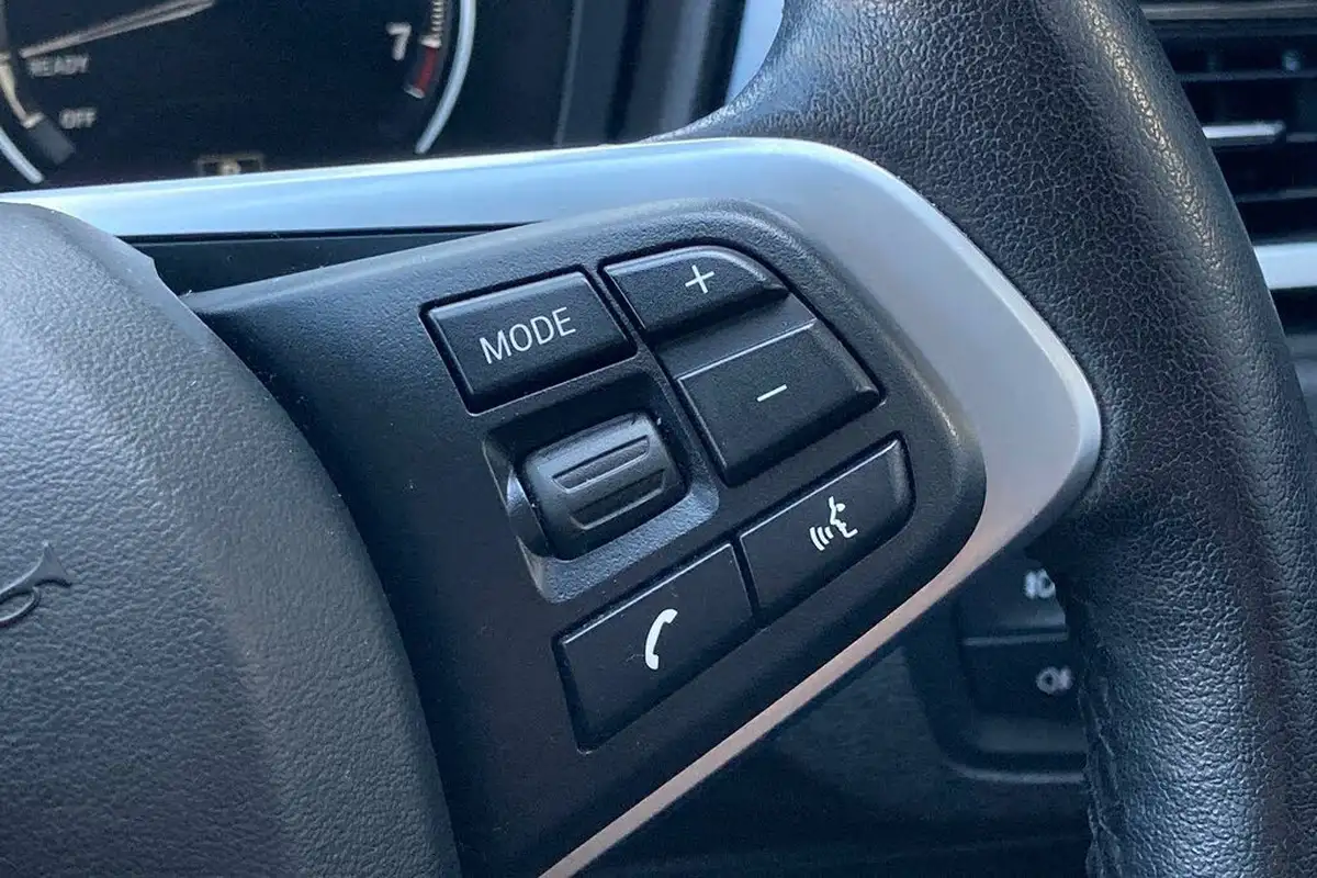 2022-bmw-x1-15-xdrive-25e-phev-xline-big-29