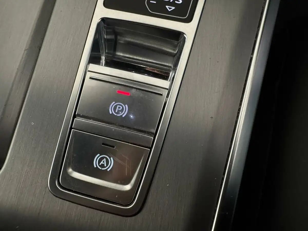 2020-audi-a7-20-55-tfsi-e-competition-big-24