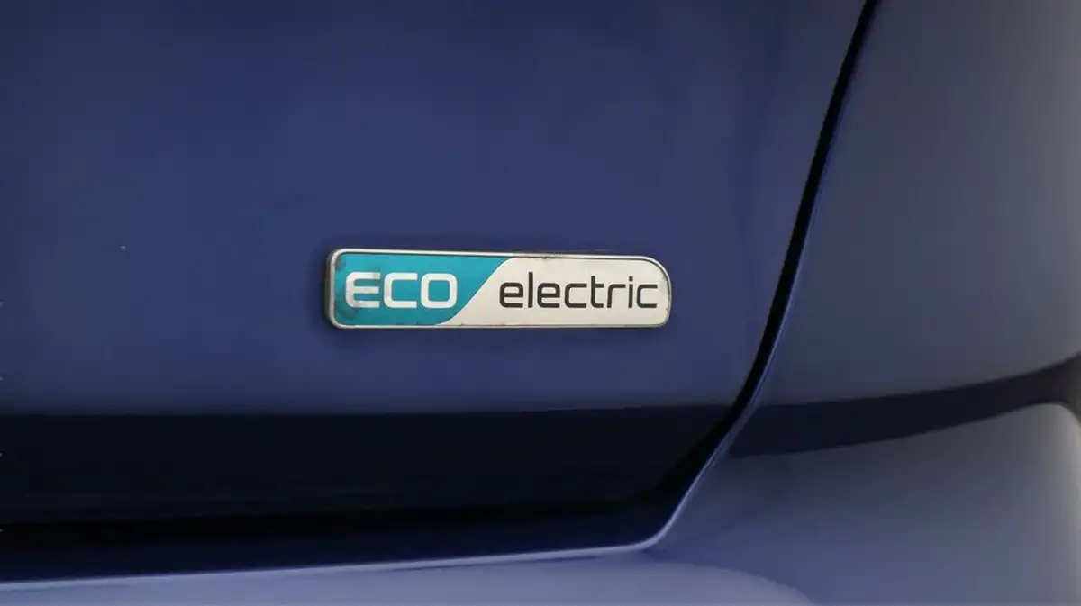 2022-kia-niro-ev-e-3-big-22