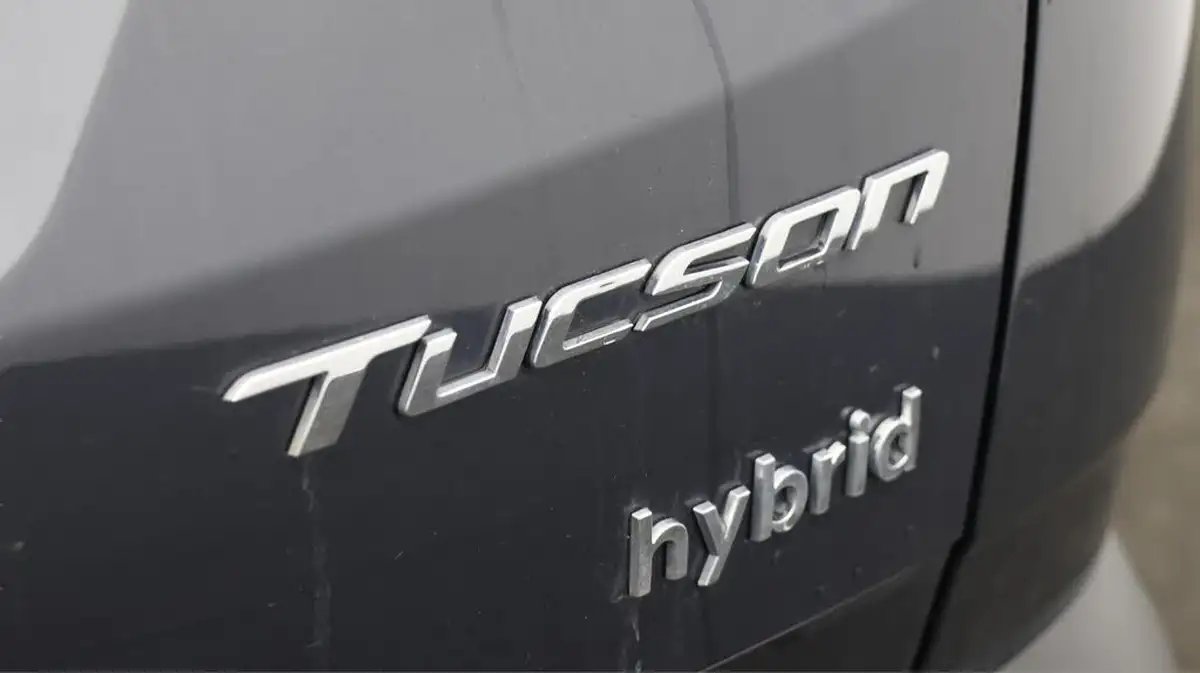 2023-hyundai-tucson-16-t-gdi-premium-230ps-hybrid-auto-big-22