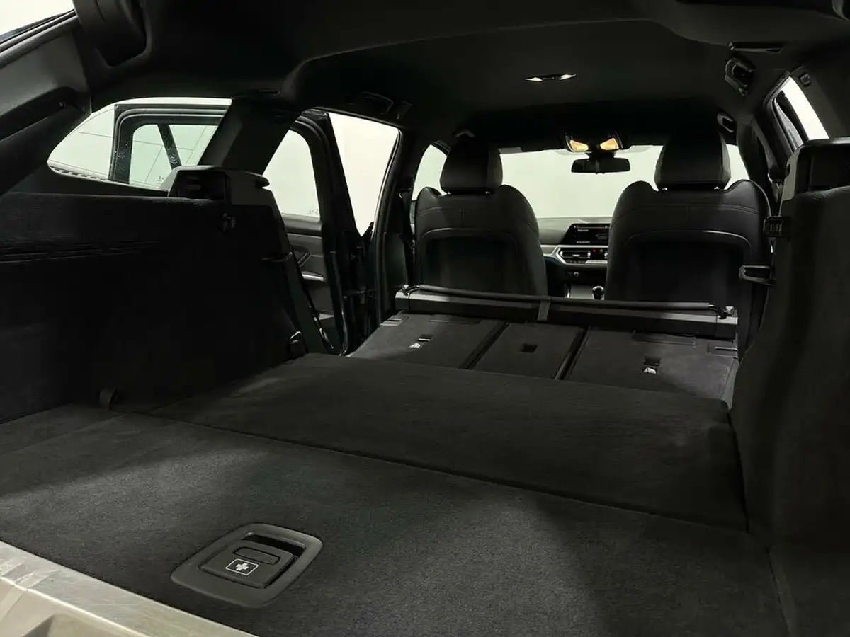2021-bmw-3-series-20-330e-m-sport-touring-5d-big-44