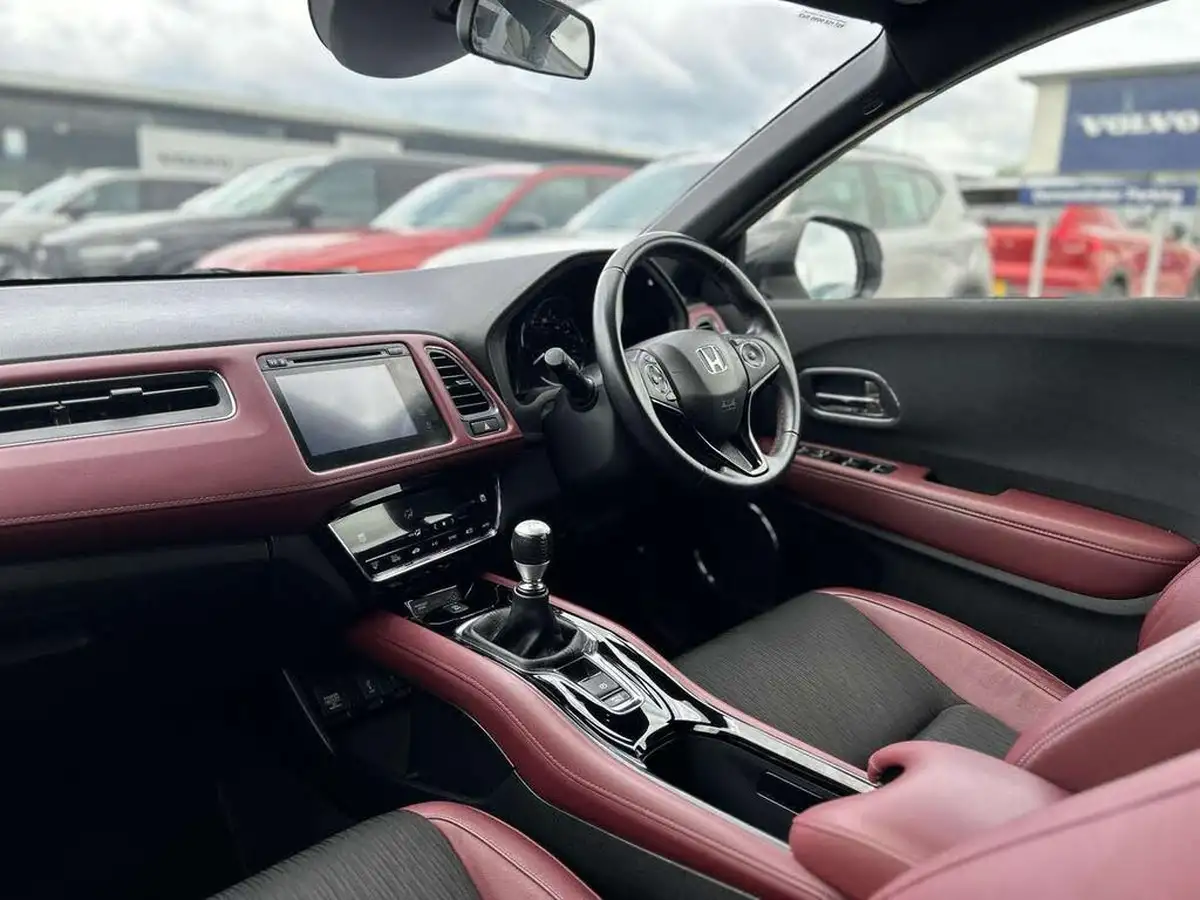 2020-honda-hr-v-15-i-vtec-sport-big-10