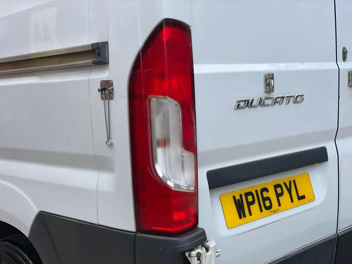 2016-fiat-ducato-23td-35-lh2-tecnico-big-26