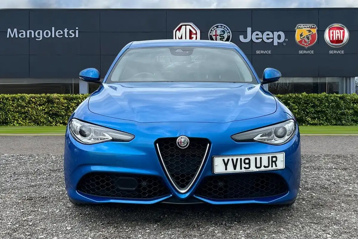 2019-alfa-romeo-giulia-20-veloce-big-7