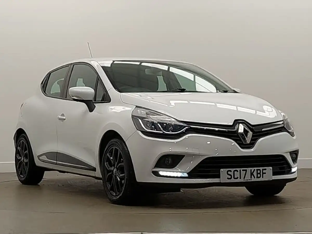 2017-renault-clio-09-tce-dynamique-nav-big-0