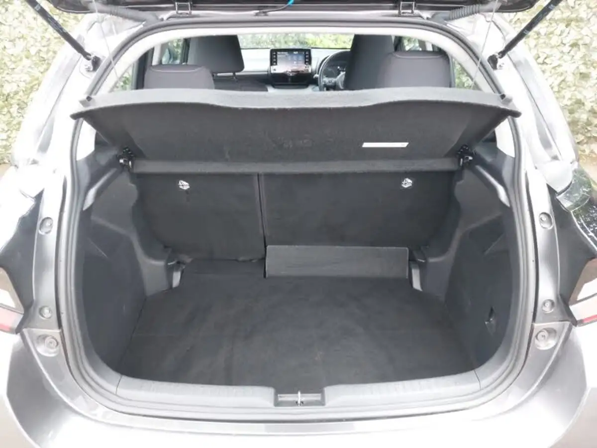 2022-mazda-mazda2-15-agile-big-7