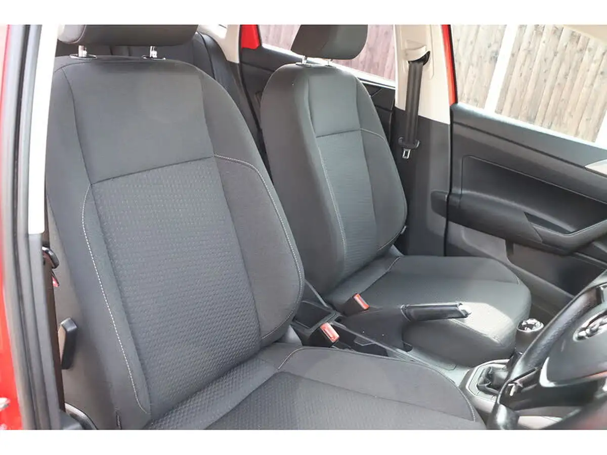 2020-volkswagen-polo-10-tsi-se-big-20
