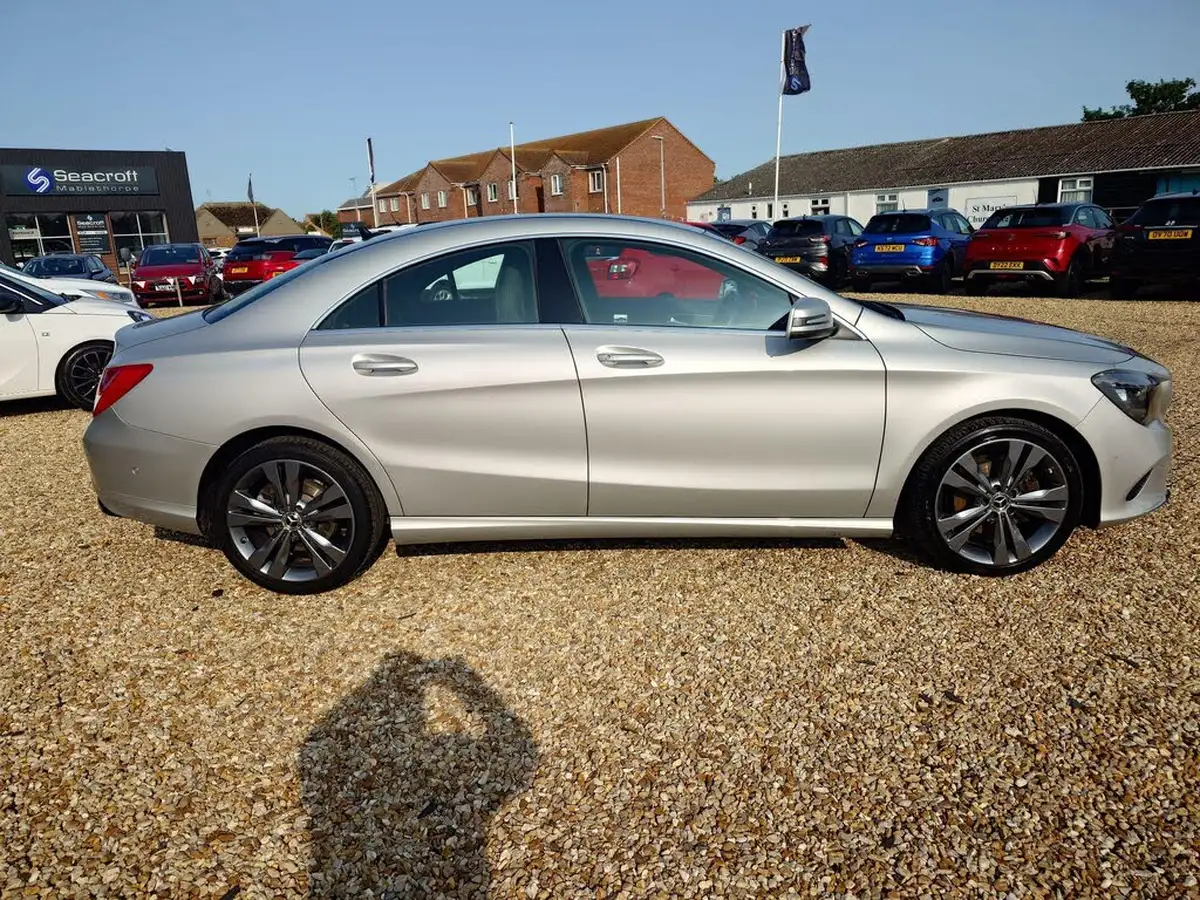 2017-mercedes-benz-cla-21d-cla-200-sport-coupe-4d-big-4