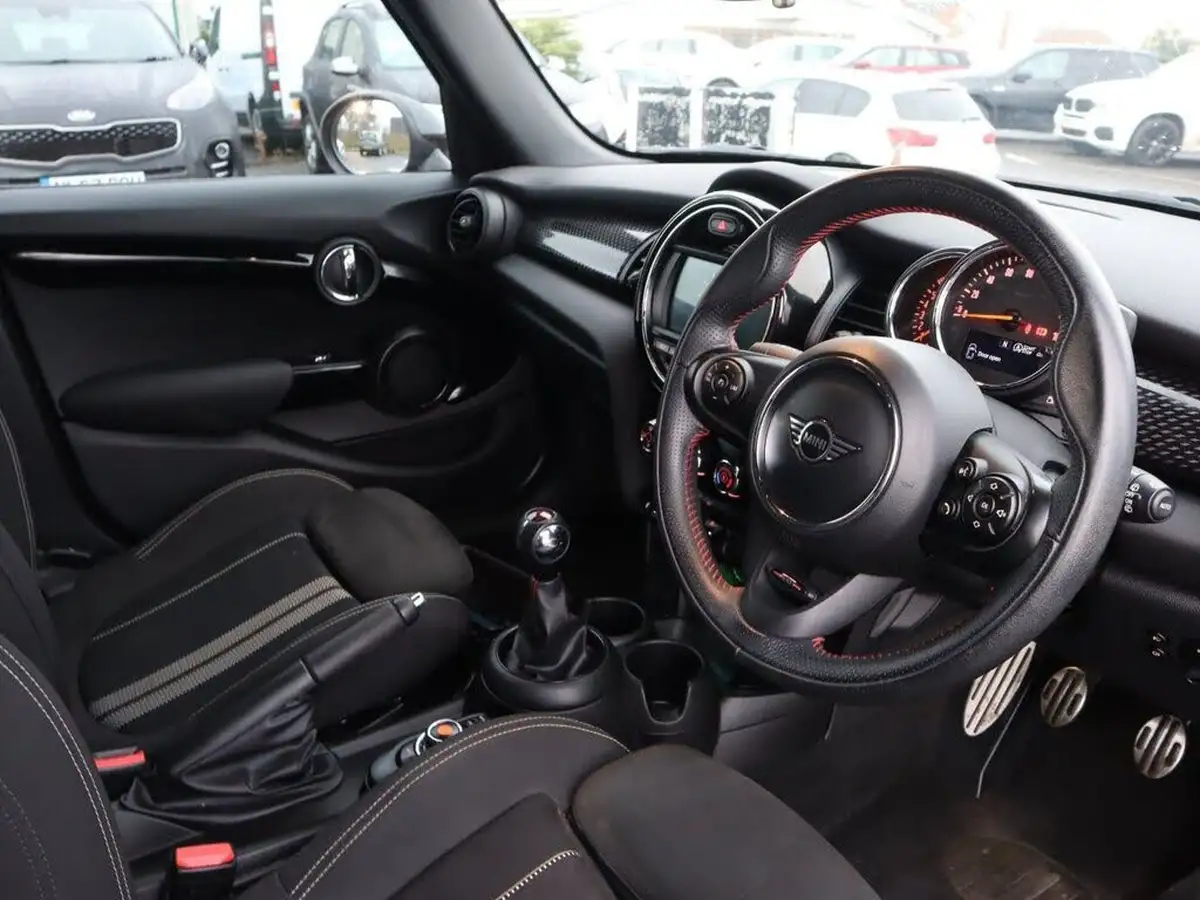 2019-mini-cooper-20-cooper-s-sport-189bhp-hatchback-5d-big-34