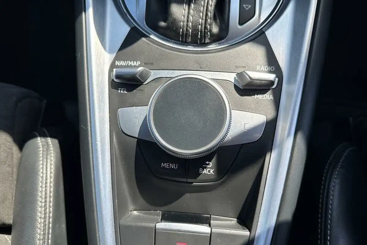 2020-audi-tt-coupe-20-40-tfsi-s-line-big-25