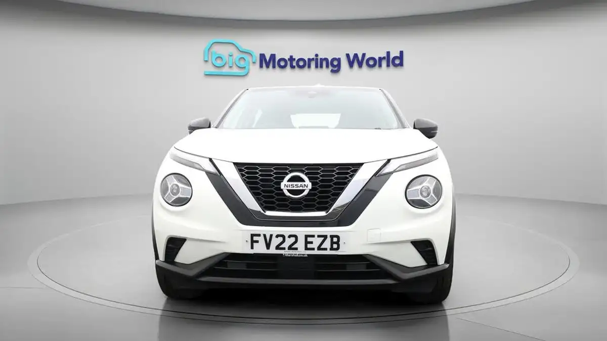 2022-nissan-juke-10-dig-t-acenta-big-2