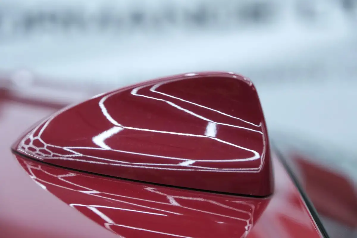 2017-alfa-romeo-giulia-20-veloce-big-28