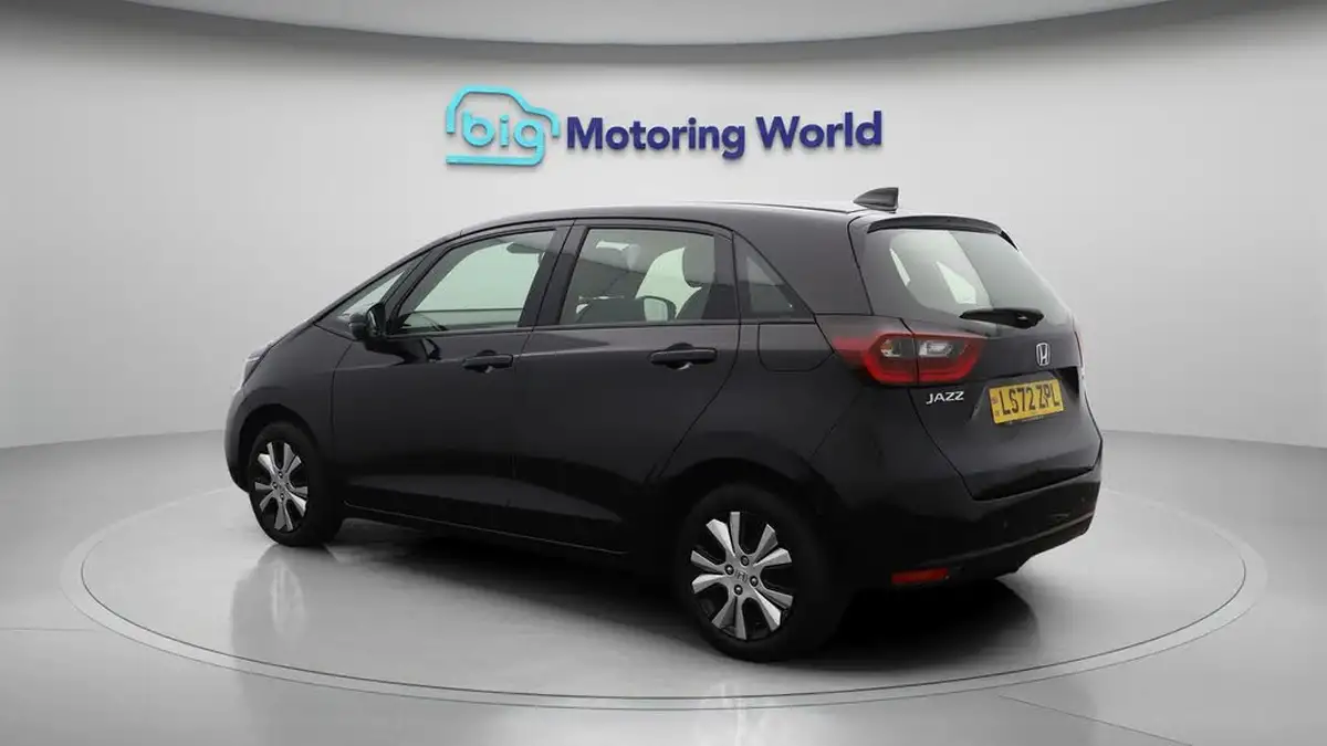 2022-honda-jazz-15-i-mmd-sr-109ps-big-5